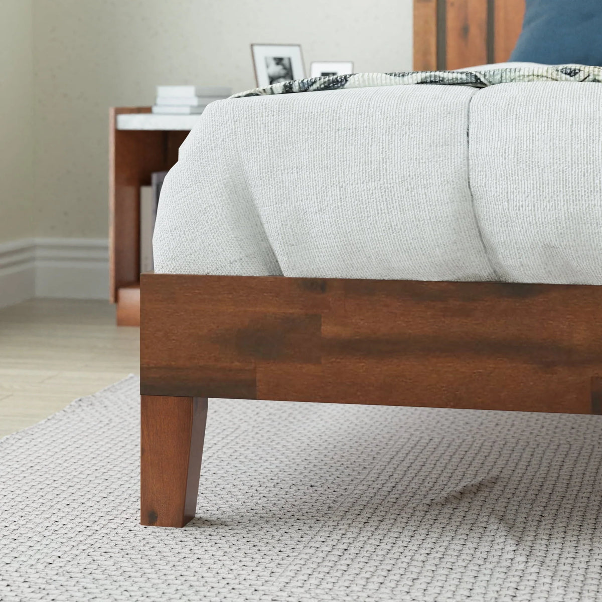 Zinus Vivek 37" Deluxe Wood Platform Bed Frame with Headboard, King