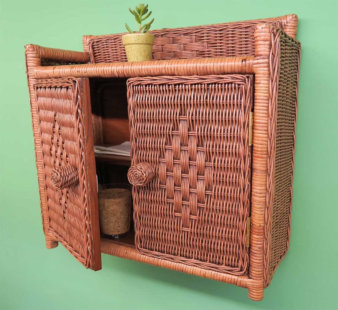 Medicine Chest Wicker Wall Rack, Caramel