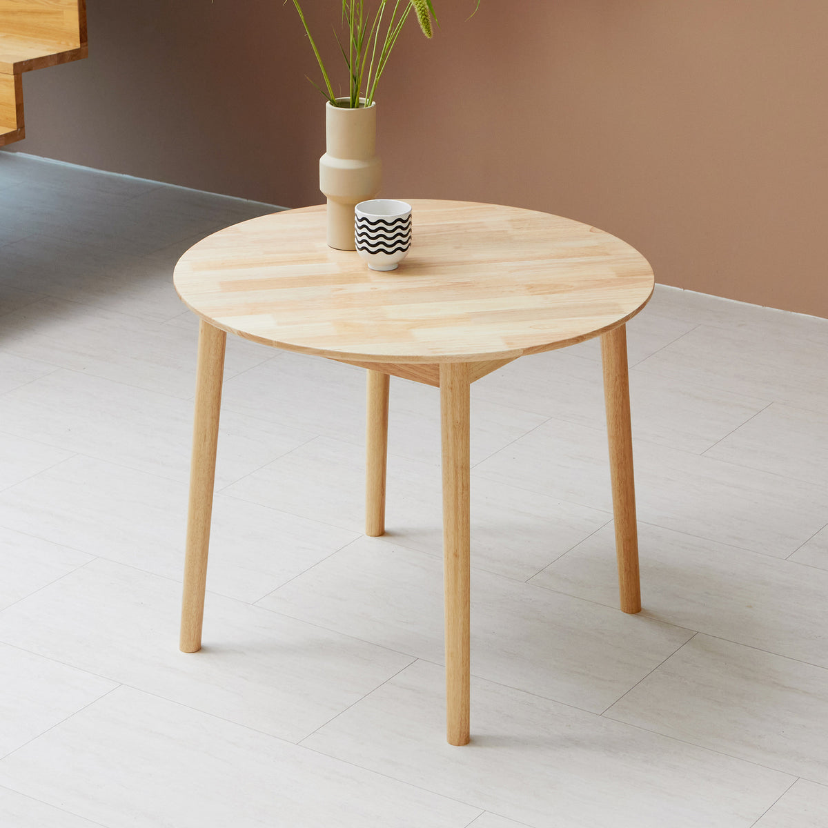 Livinia Aslan 35.4" Round Wooden Dining Table (Natural)