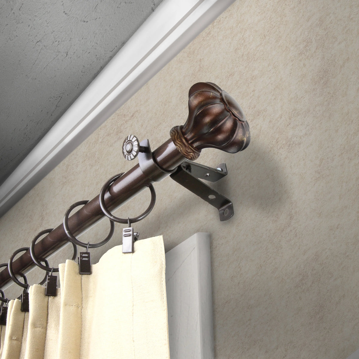 Deirdre 13/16" Bay Window curtain rod 20"-36", 38"-72" - Black