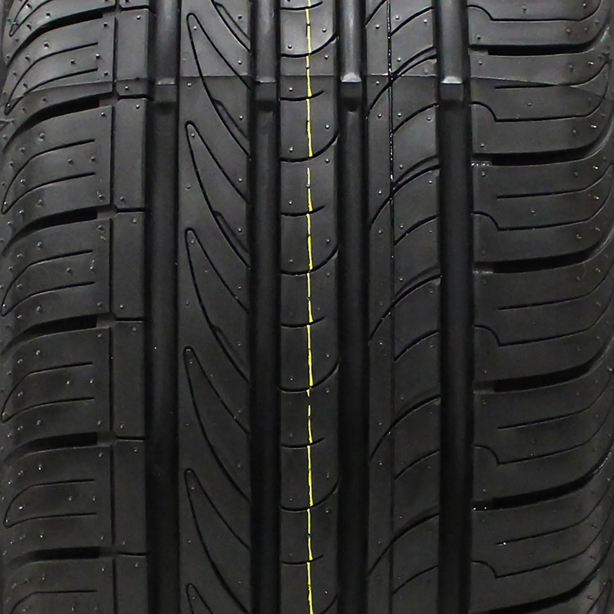 4XS All Season 215/70R15 98T Passenger Tire