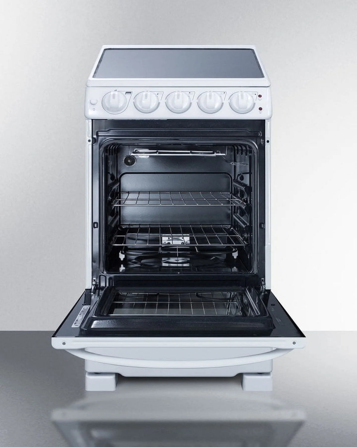 Summit 24�� 2.9 cu ft Electric Range in Ceramic