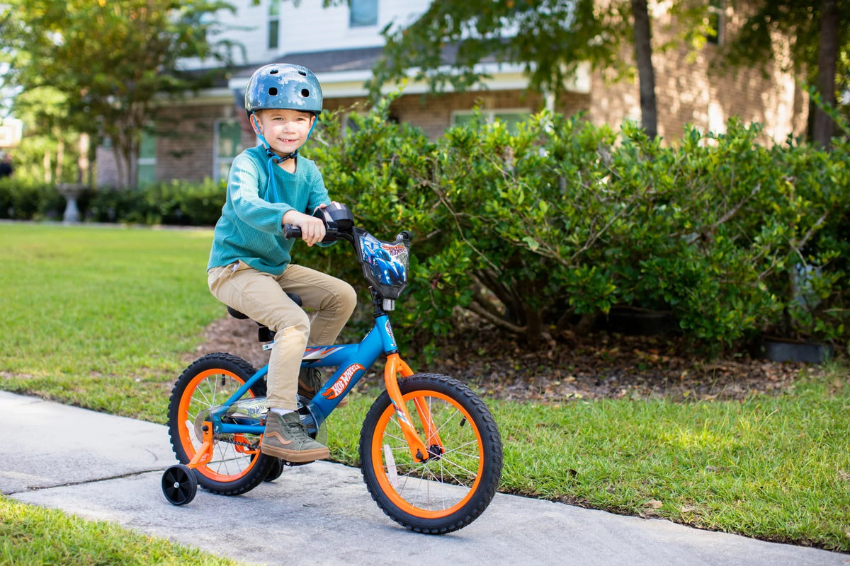 Dynacraft Hot Wheels 16-inch Boys Bike for Age 6-10 Years