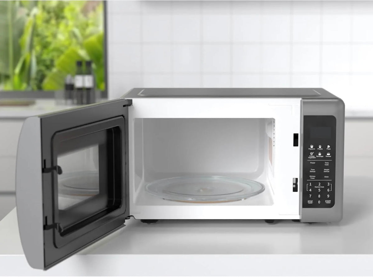 Emerson 0.7 Cu Ft Silver Mirror Finish, Countertop Microwave Oven, MW7601SL