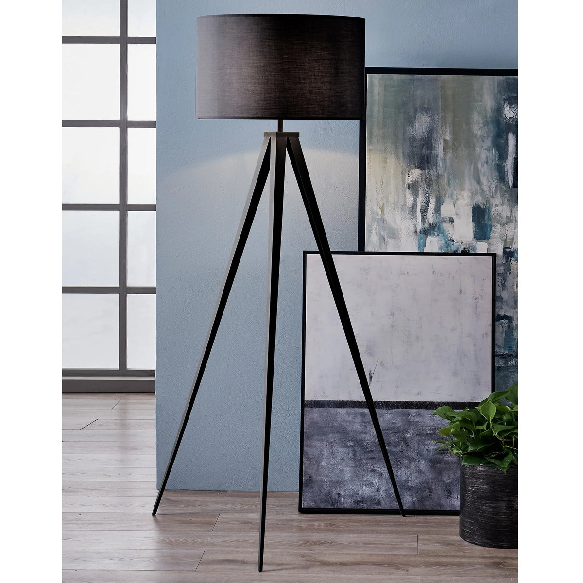 Teamson Home Romanza 60.23" Postmodern Tripod Floor Lamp with Drum Shade, Matte Black