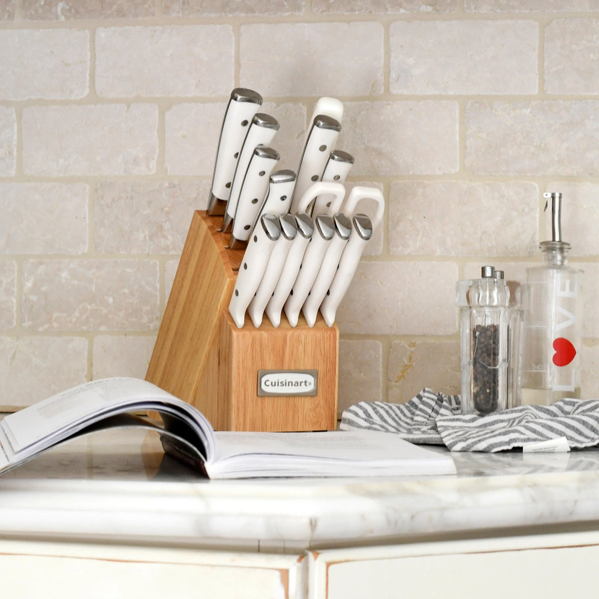 Cuisinart C77WTR-15PG Triple Rivet Collection 15-Piece Cutlery Block Set, White/Grey