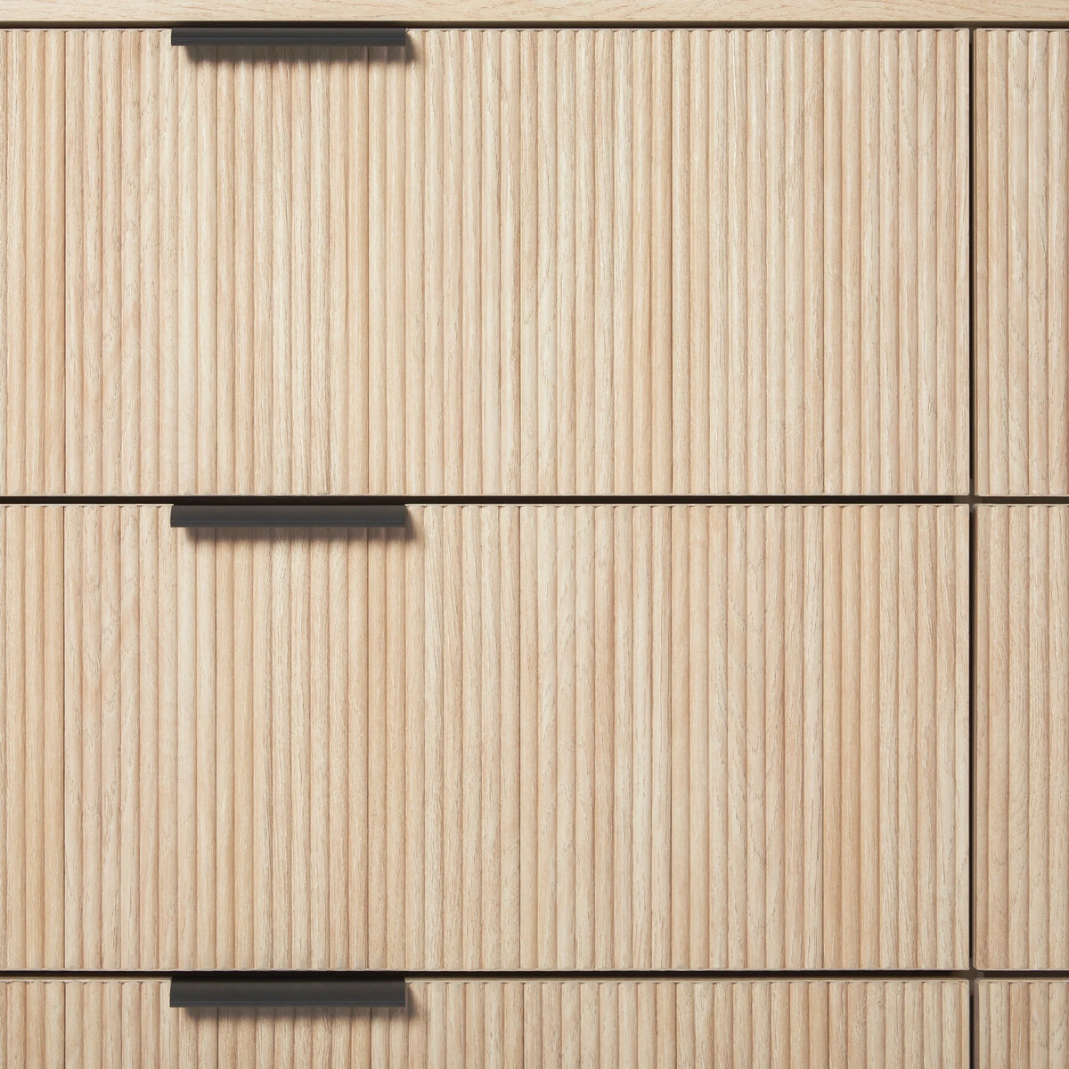 Walker Edison Mid-Century 6-Drawer Dresser with Reeded Drawer Fronts, Mocha