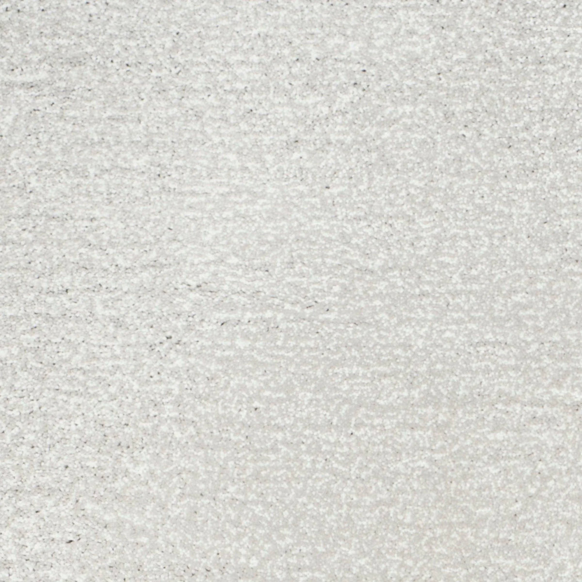 SAFAVIEH Ultimate Atanas Solid Plush Polyester Shag Area Rug, Silver, 4' x 6'