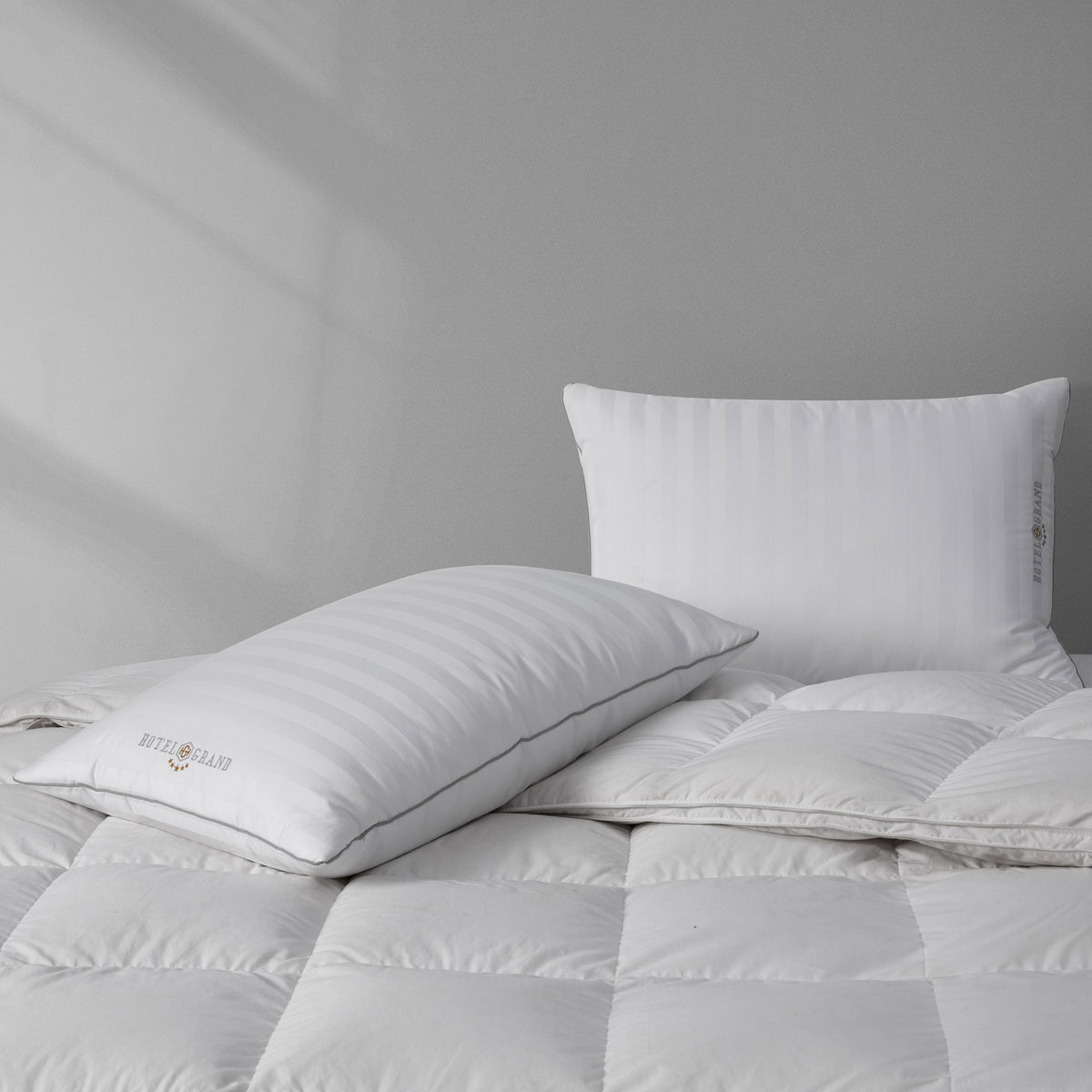 Hotel Grand Feather & Down Pillow, 2-pack