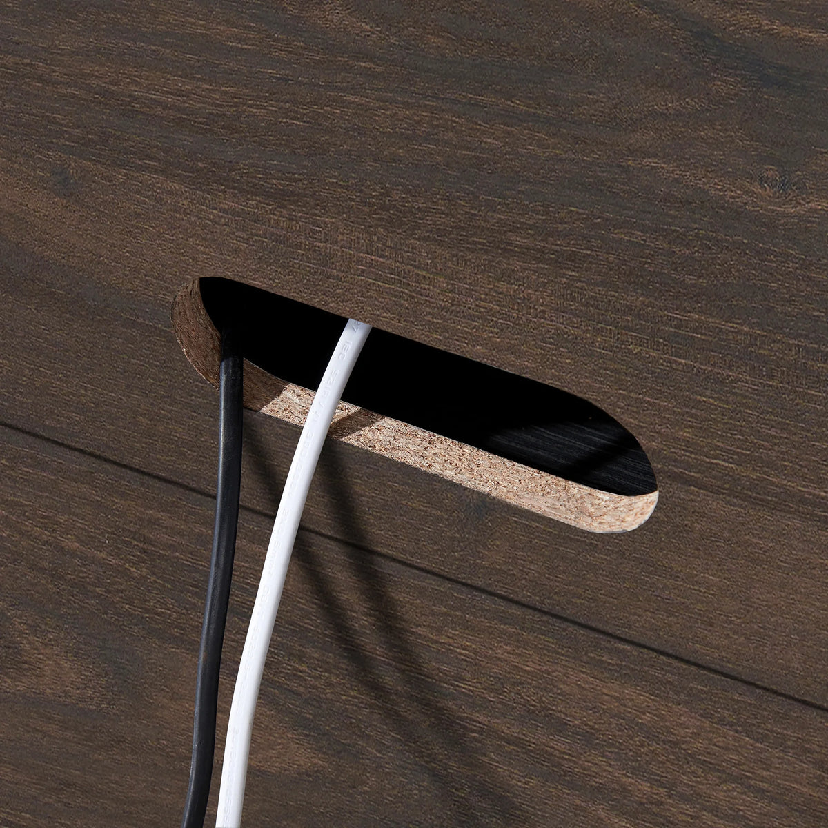 Evelyn&Zoe Hanson Rectangular TV Stand for TV's up to 75", Black Grain