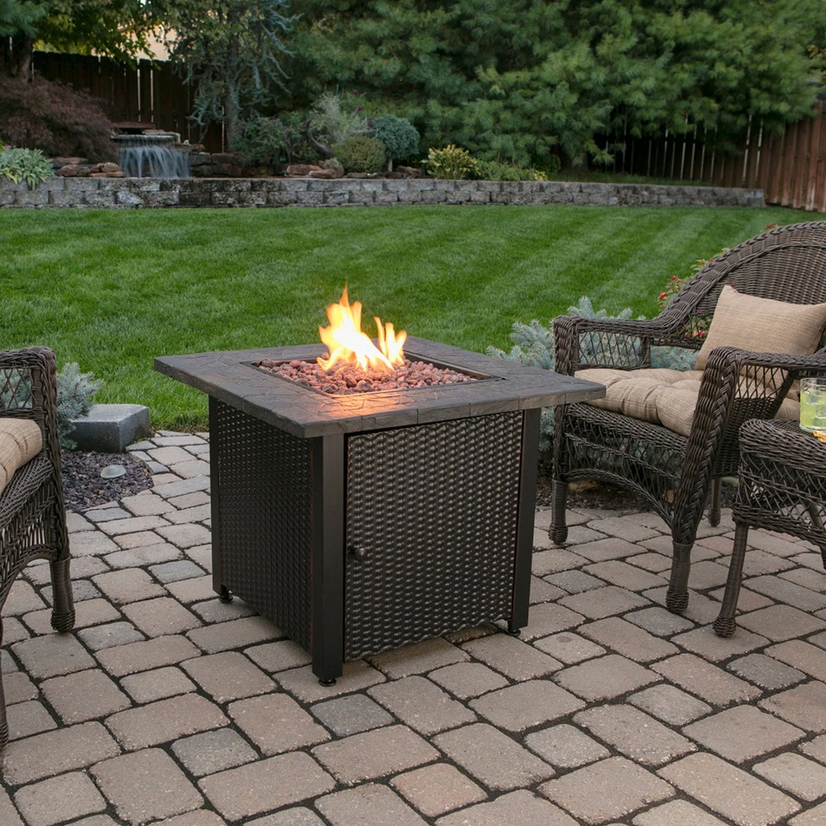 Endless Summer 30,000 BTU LP Gas Outdoor Fire Table with Lava Rock