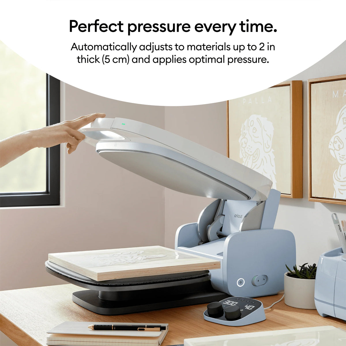 Cricut Autopress�?- Professional Heat Press