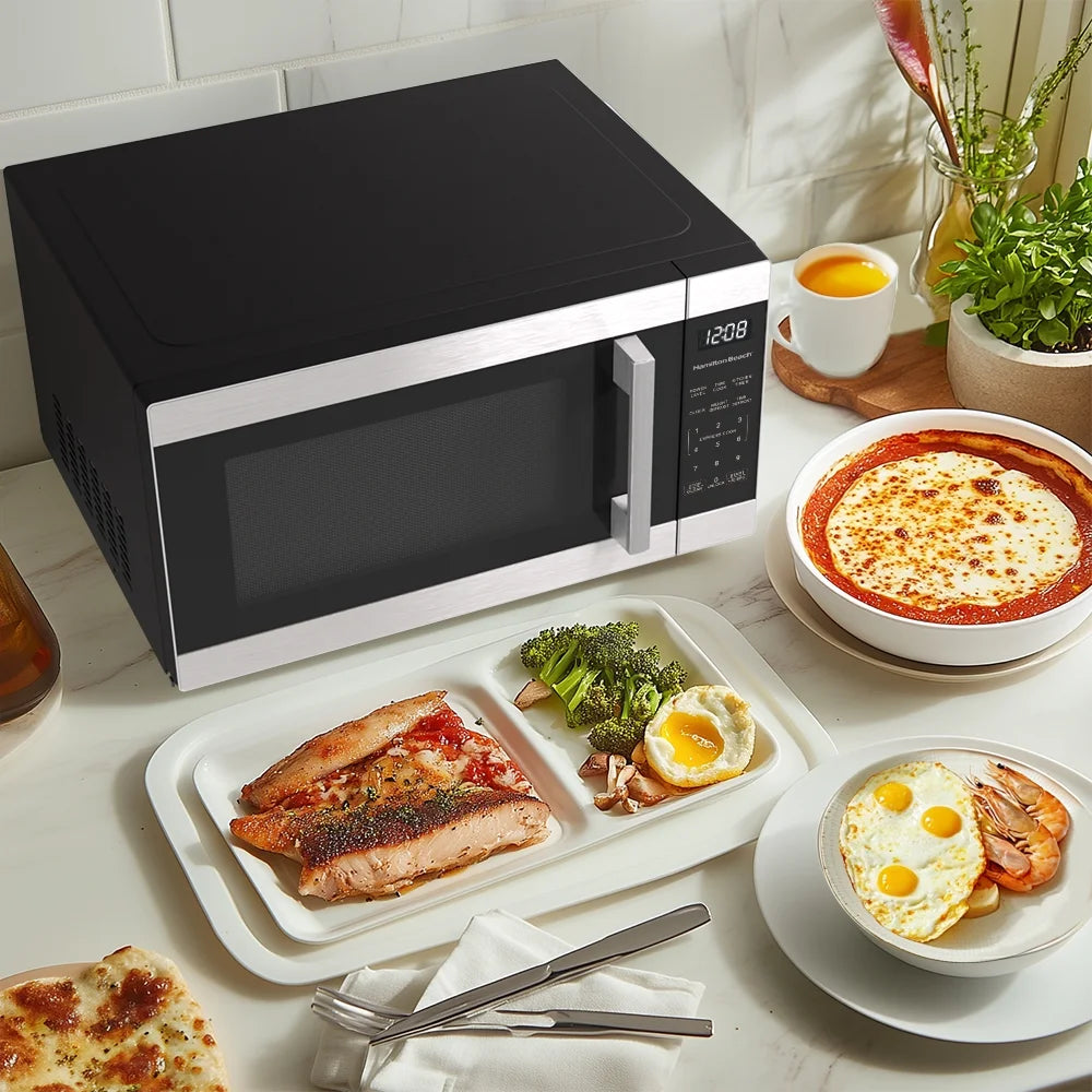 Hamilton Beach 1.6 Cu ft Sensor Cook Countertop Microwave Oven in Stainless Steel, New