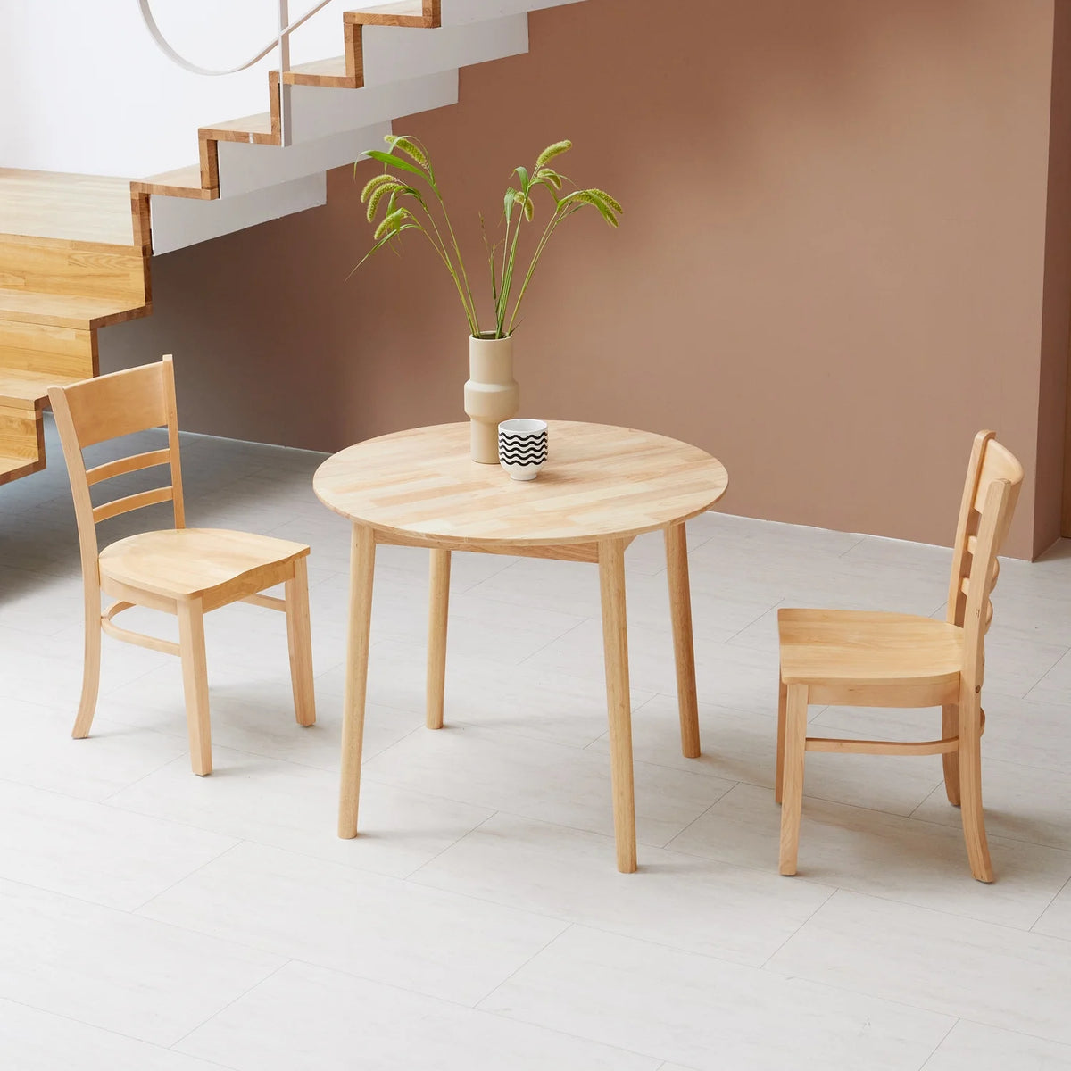 Livinia Aslan 35.4" Round Wooden Dining Table (Natural)