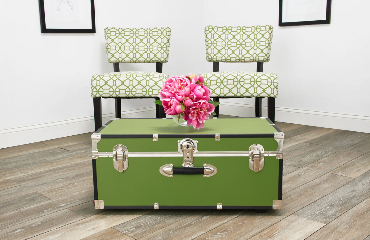 Seward Collegiate Collection Footlocker Trunk with Wheels