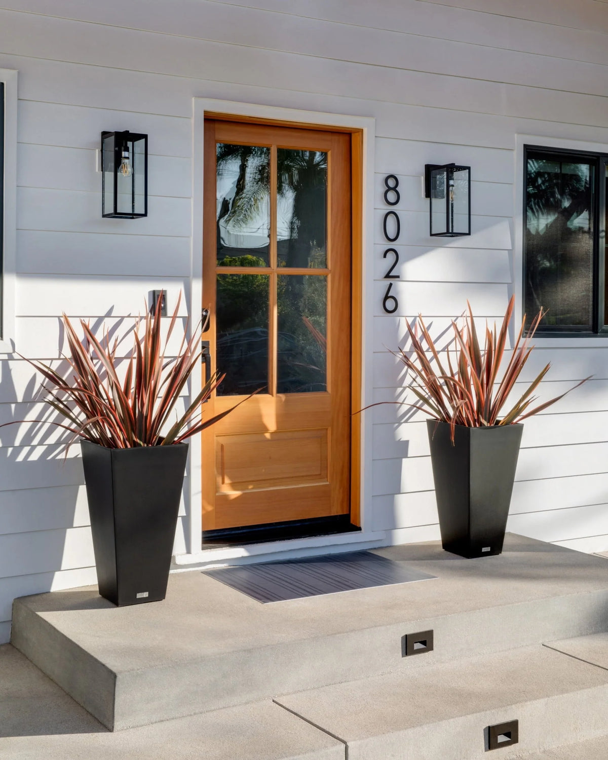 Veradek Pure Series Midland 30" Planter 2 Pack Black
