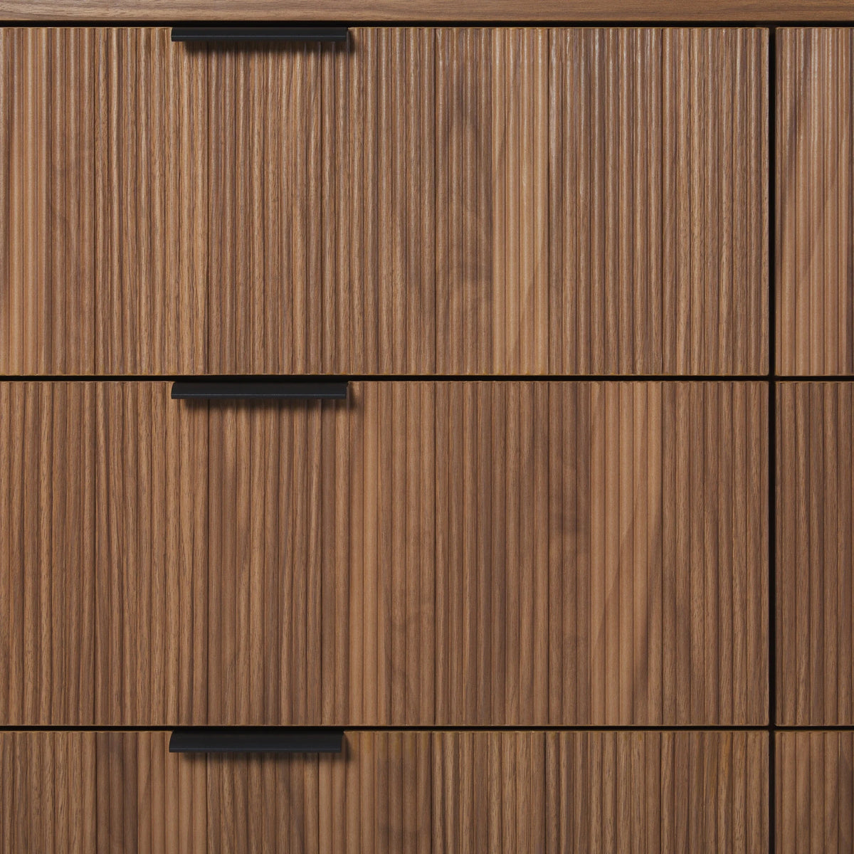 Walker Edison Mid-Century 6-Drawer Dresser with Reeded Drawer Fronts, Mocha