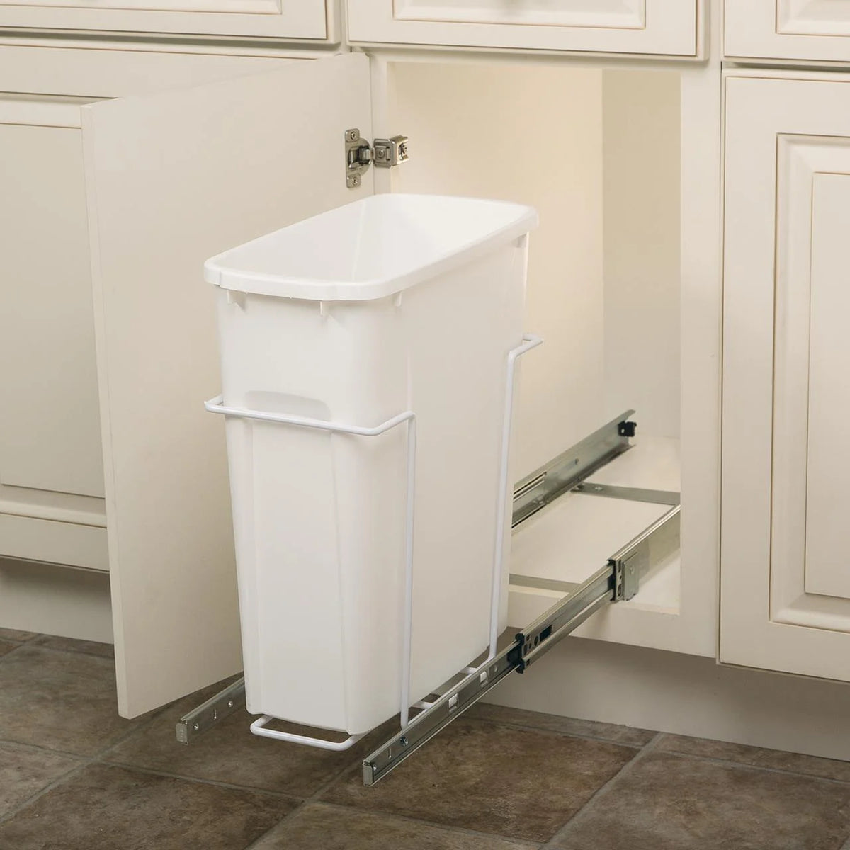 Knape & Vogt? 20 qt. Standard Garbage Bin