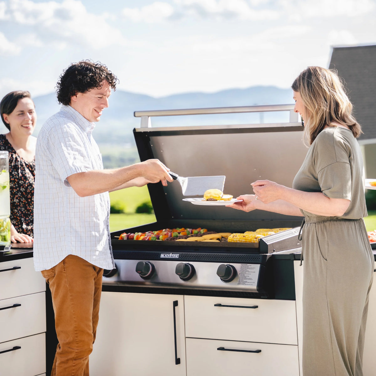 Blackstone Kitchen 50" Outdoor Kitchen Cabinet Module 4-Burner 36" Built-In Griddle
