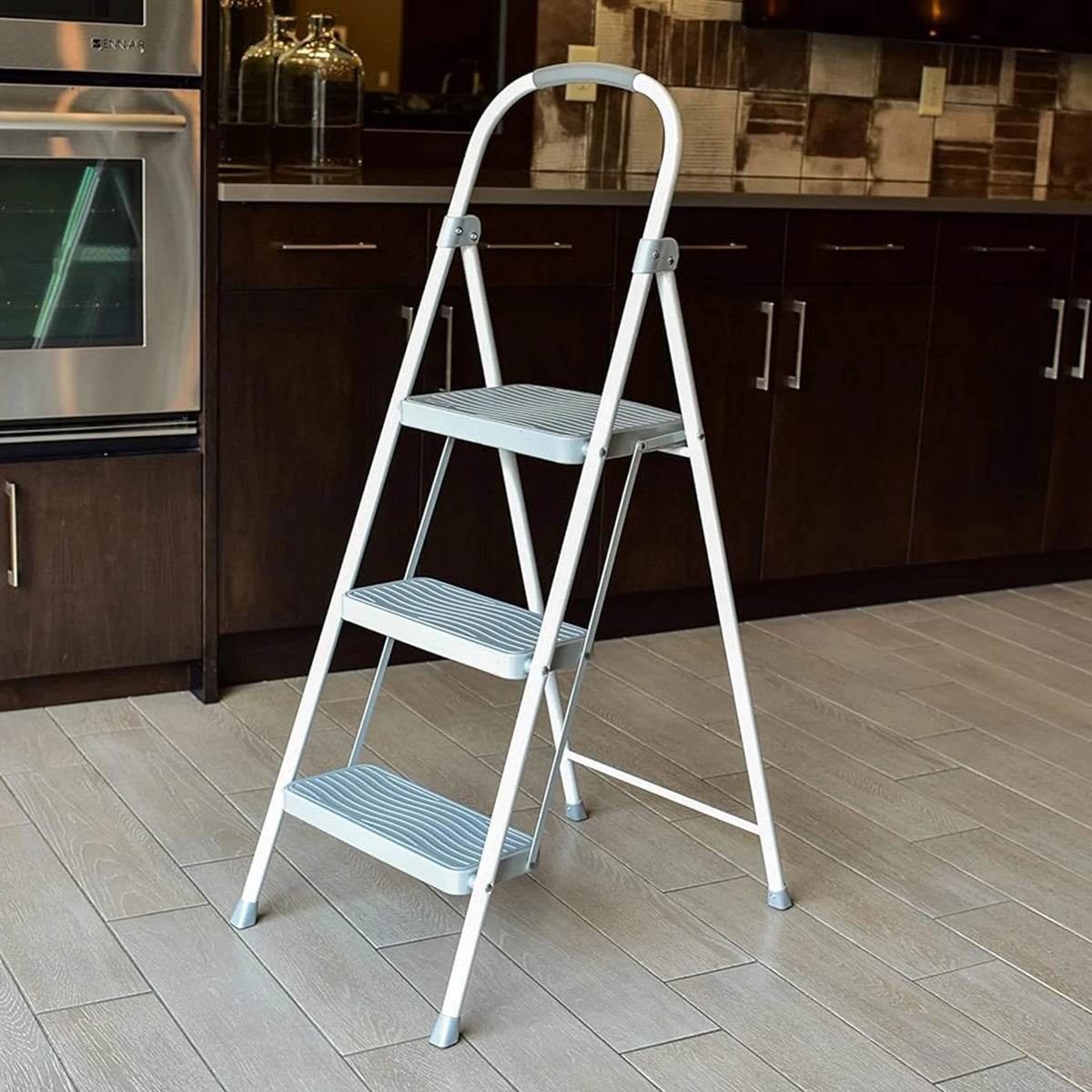 Rubbermaid 3 Step Folding Ladder, Steel Foldable Step Stool, White