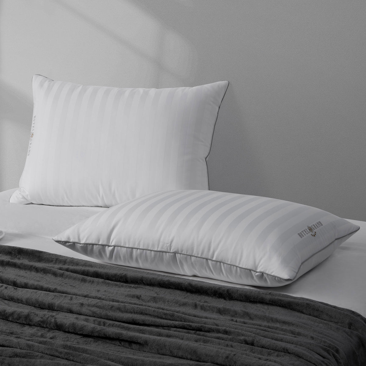 Hotel Grand Feather & Down Pillow, 2-pack