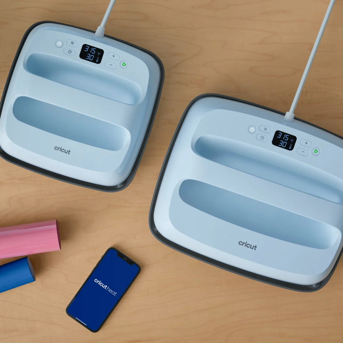 Cricut EasyPress® 3 - 9 in x 9 in - Bluetooth®-Enabled Handheld Heat Press