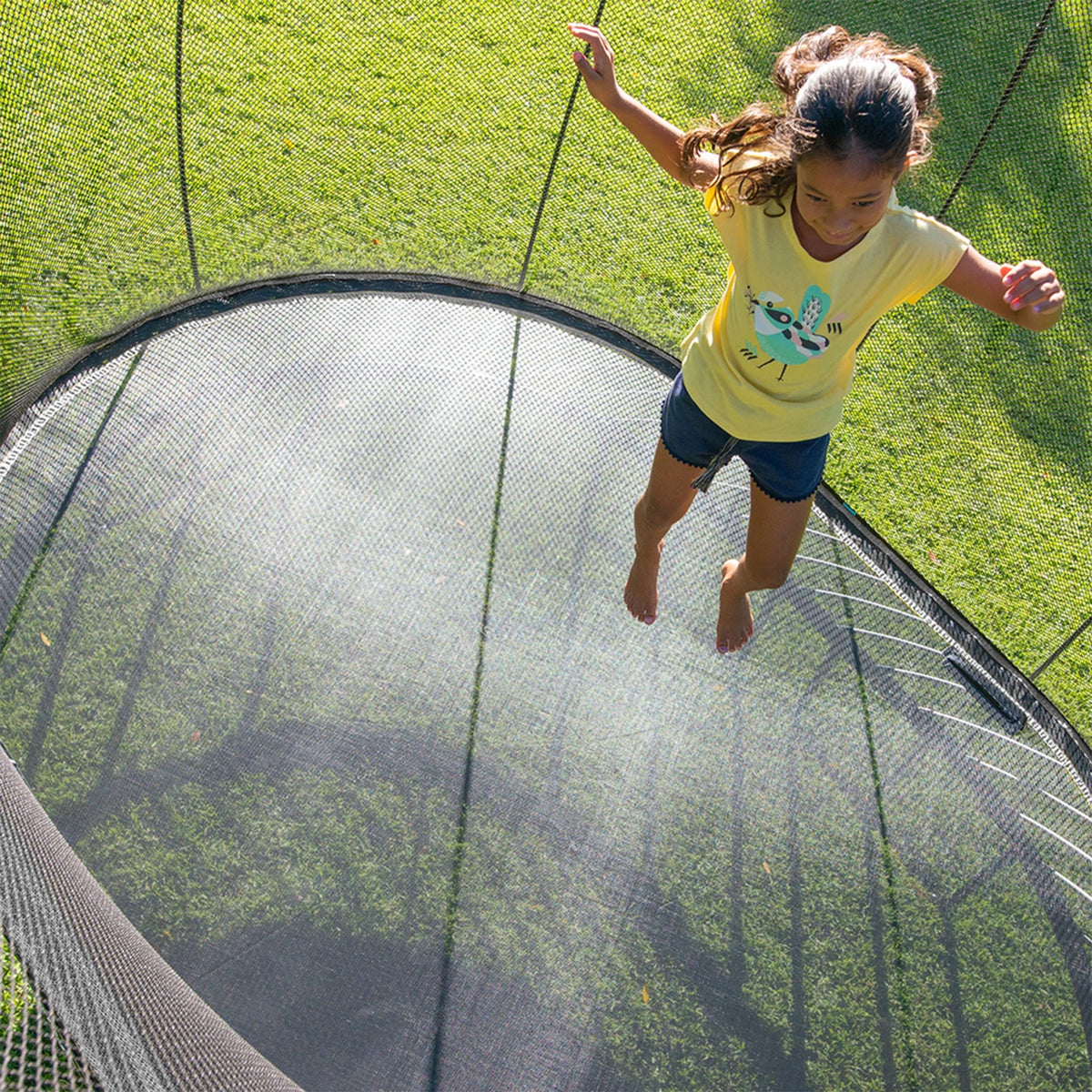 Springfree 8 x 13 ft Large Oval Trampoline w/ Safety Net & SoftEdge Mat