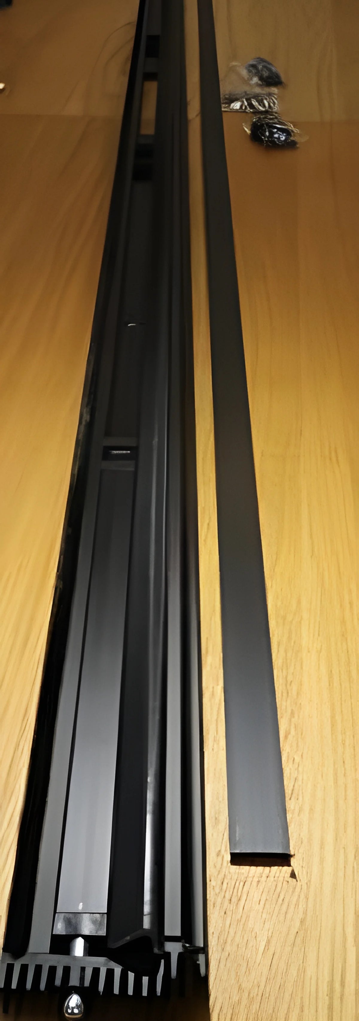 Life Products! T-Astragal Aluminum 80 in Weather Stripping 80x5/8x1-3/4 in Inswing Doors Black