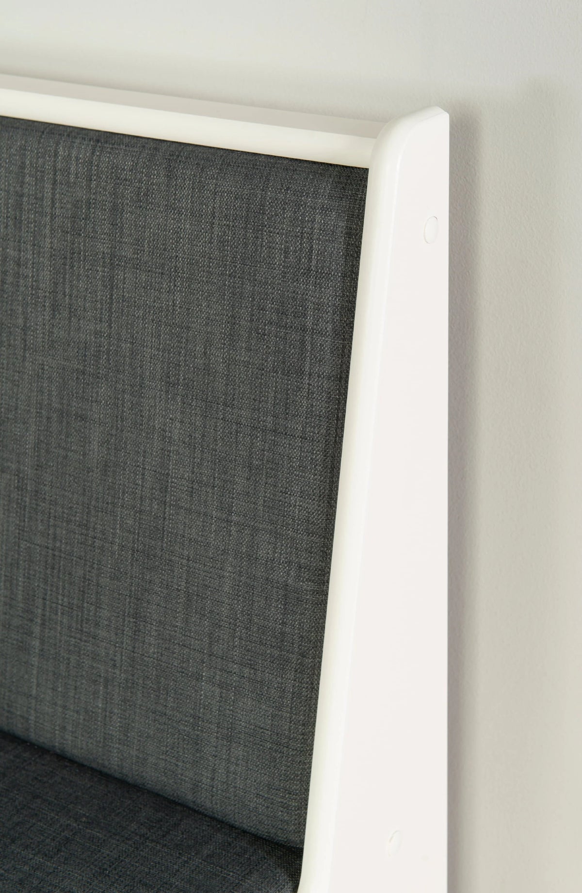 Linon Weston Corner Dining Breakfast Nook with Table and Bench, Seats 5-6, White Finish with Charcoal Fabric