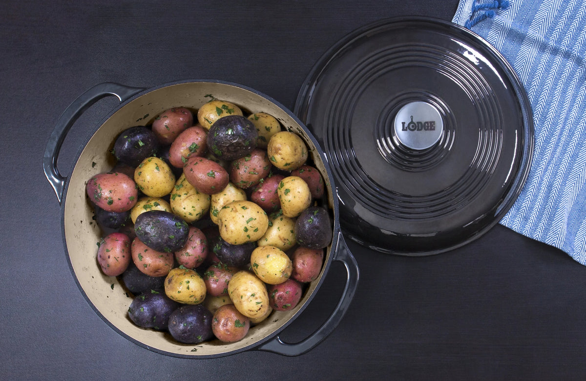 Lodge Cast Iron 3 Quart Enameled Dutch Oven Red