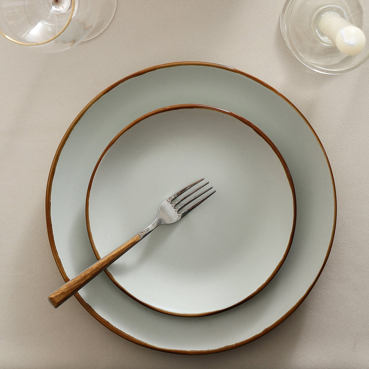 Stone + Lain Brasa Stoneware Collection Dinnerware Set, 32-Piece Service for 8, Blue