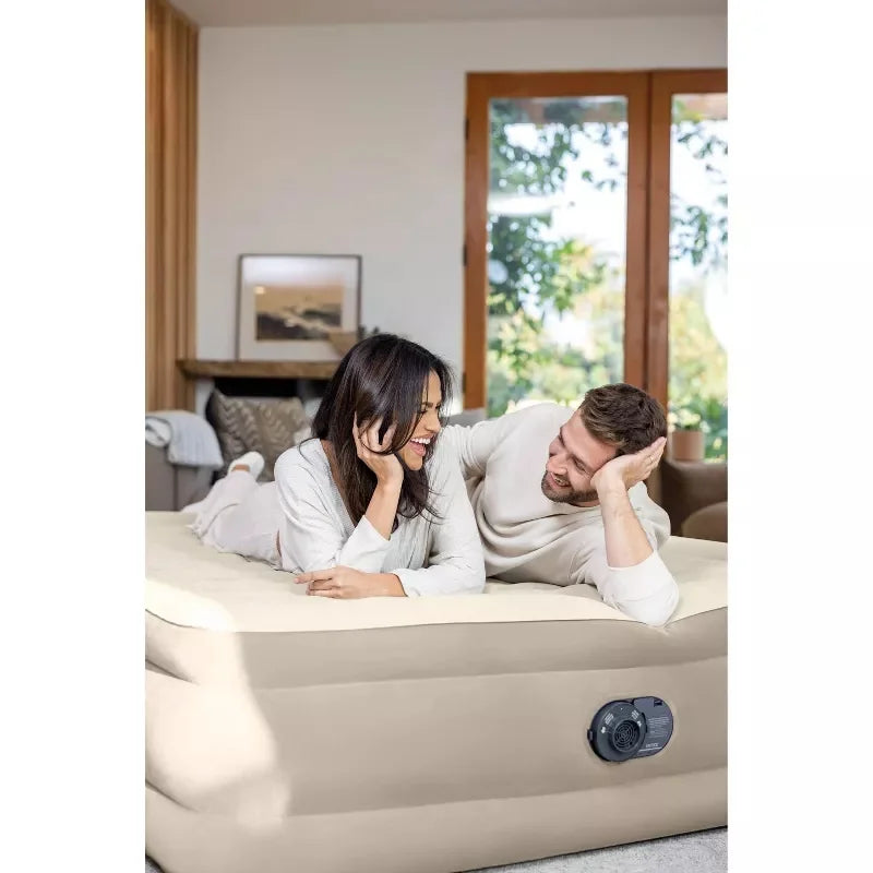 Ultra Plush 20" Queen Air Mattress with 120V Internal Pump