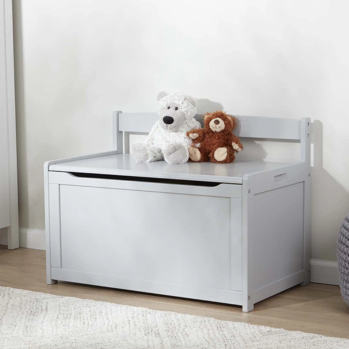 Melissa & Doug Wooden Toy Chest, Toy Storage Box (Gray) with Hinged-Lid, Playroom Furniture for Kids Ages 3+ [Wood]