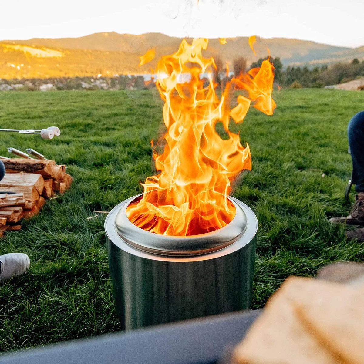 Solo Stove Ranger 2.0, Smokeless Fire Pit.