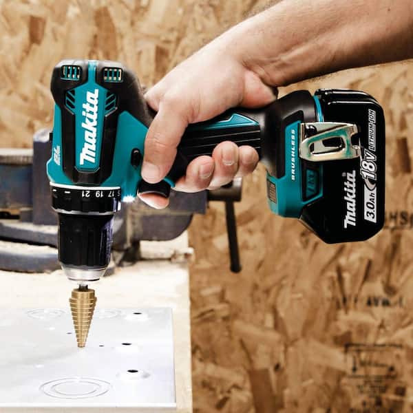 18V LXT Lithium-Ion Brushless Cordless 1/2 in. Driver-Drill Kit, 3.0Ah