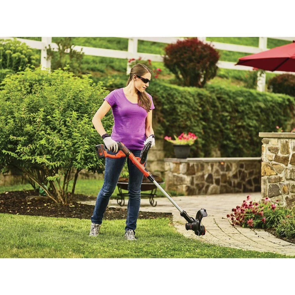 BLACK+DECKER 40V MAX* Lithium String Trimmer, (LST140C)
