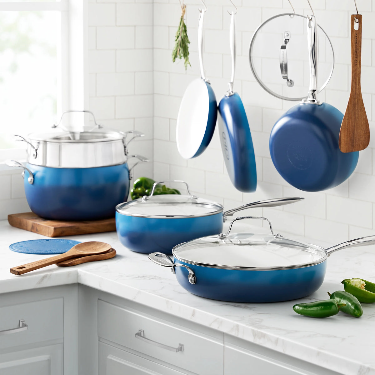 The Pioneer Woman Harlow 15-Piece Cookware Set, Ceramic Non-Stick Pots and Pans Set, Taupe