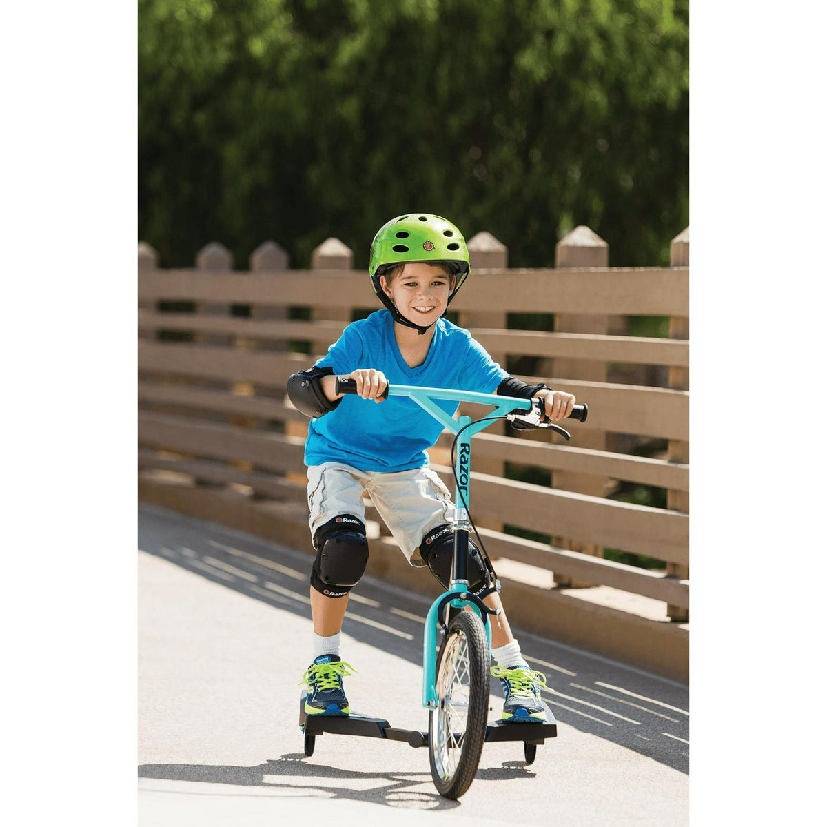 Razor Teal 3-Wheel Drifting Delta Wing Scooter- Ages 6+