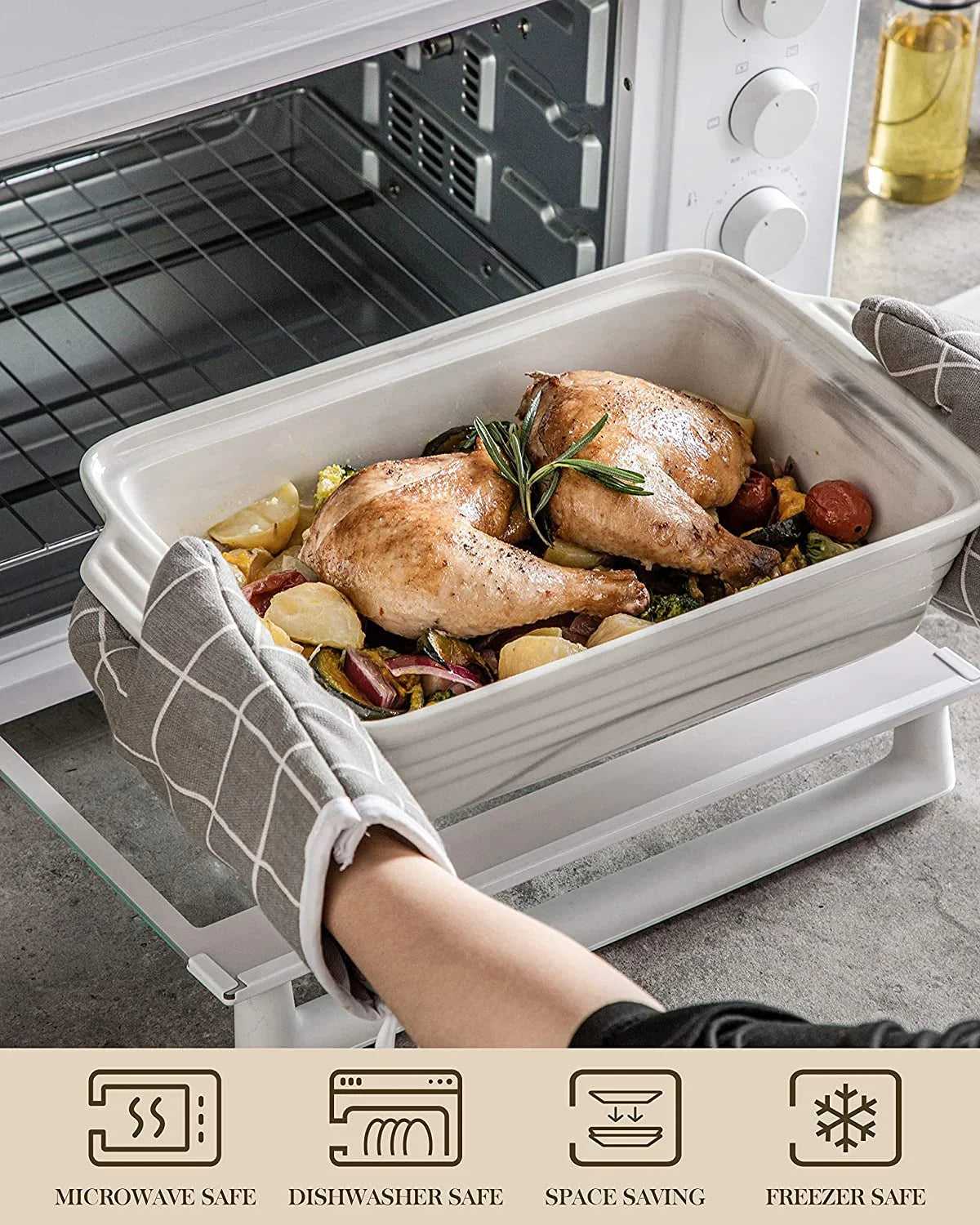 Large Ceramic Casserole Dish with Lid, 4.4 Quart Baking Pan for Oven, Microwave & Dishwasher