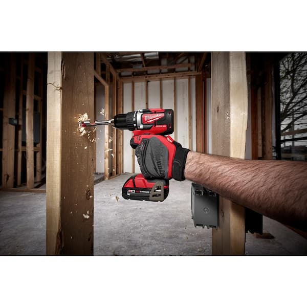 M18 18V Lithium-Ion Brushless Cordless Compact Drill/Impact Combo Kit (2-Tool) W/ (2) 2.0Ah Batteries, Charger & Bag