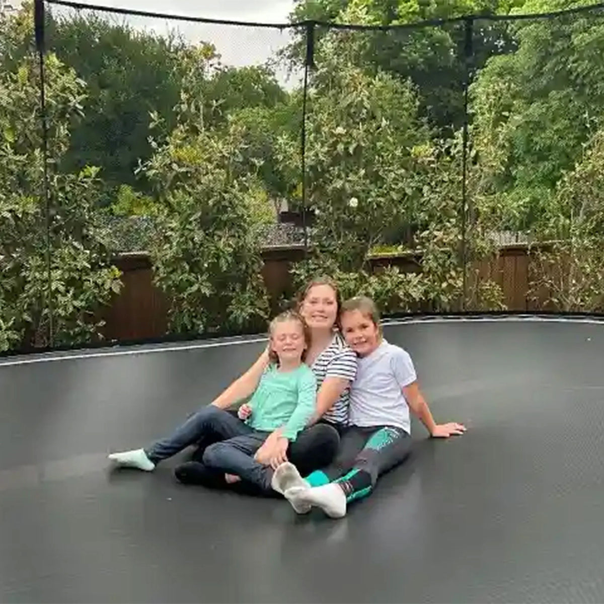 Springfree 8 x 13 ft Large Oval Trampoline w/ Safety Net & SoftEdge Mat