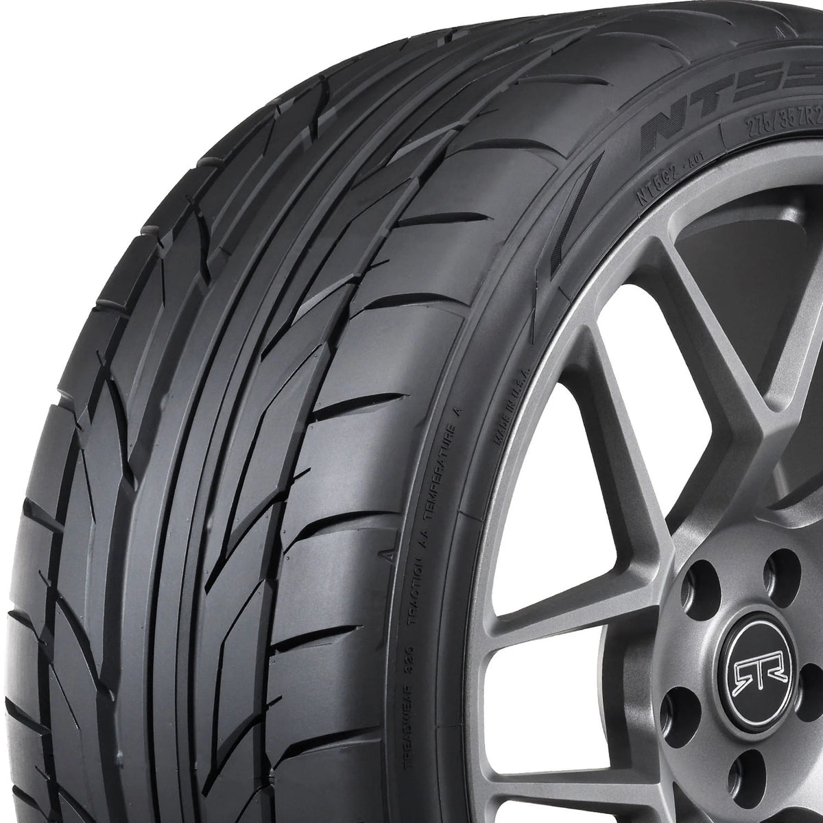 Nitto NT555 G2 255/40ZR19 100W XL