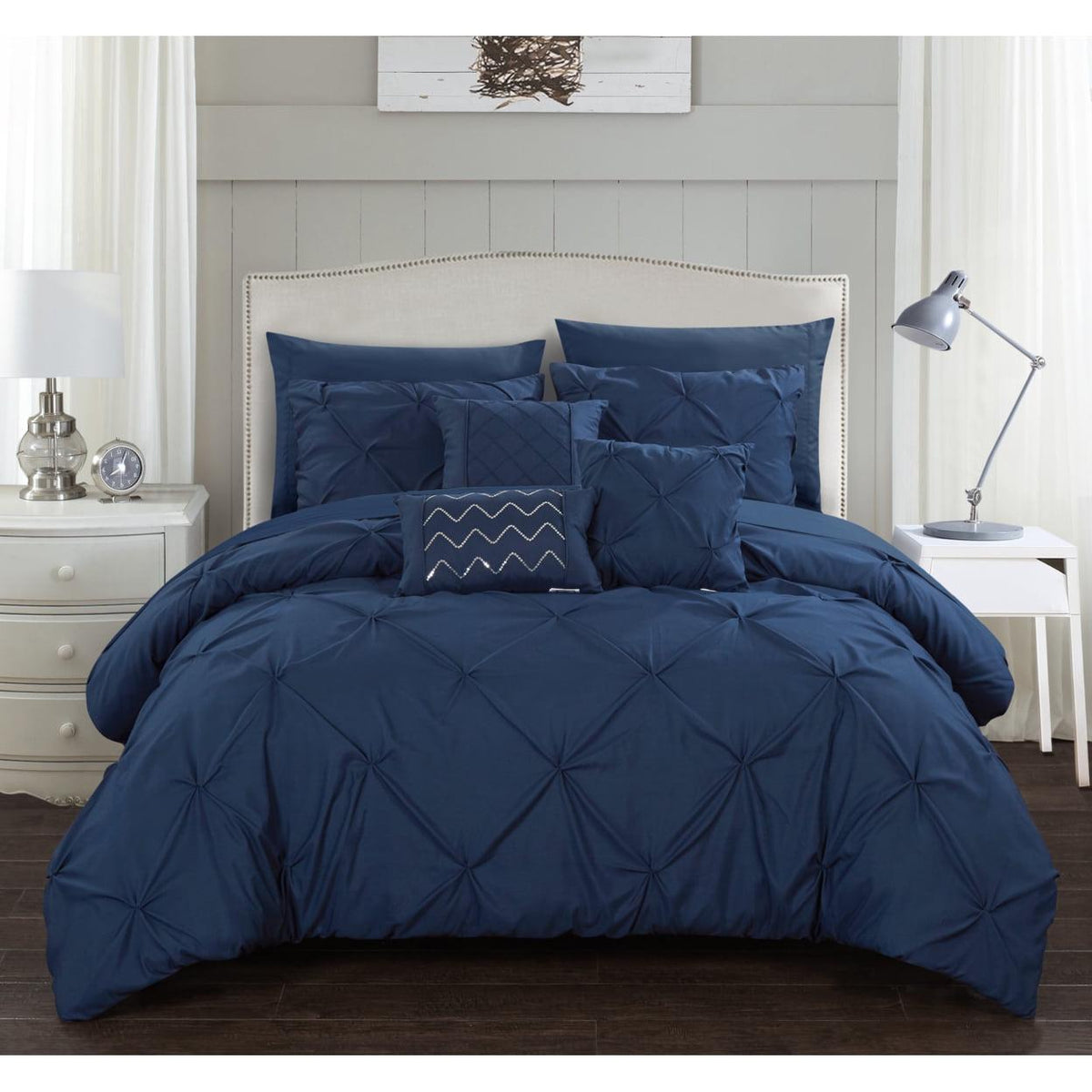 Alvatore Pinch Pleated Bed in a Bag Comforter Set