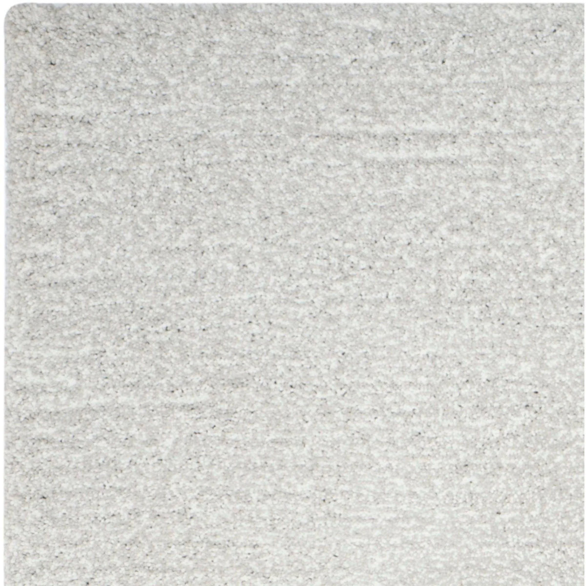SAFAVIEH Ultimate Atanas Solid Plush Polyester Shag Area Rug, Silver, 4' x 6'