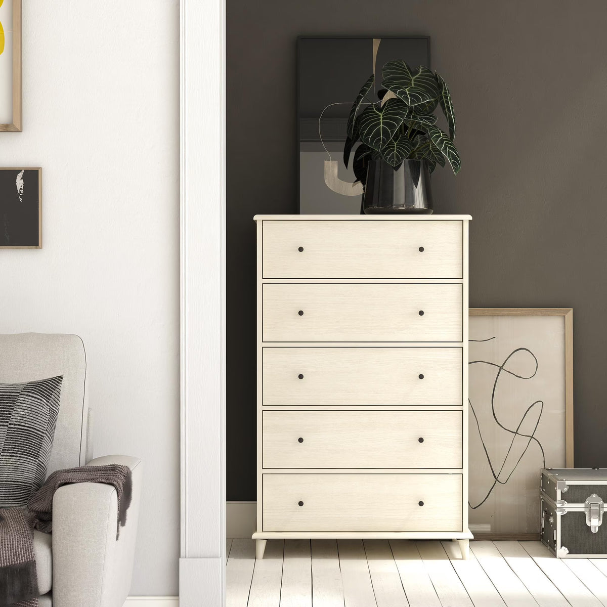 Ameriwood Home Farnsworth 5-Drawer Dresser, Walnut