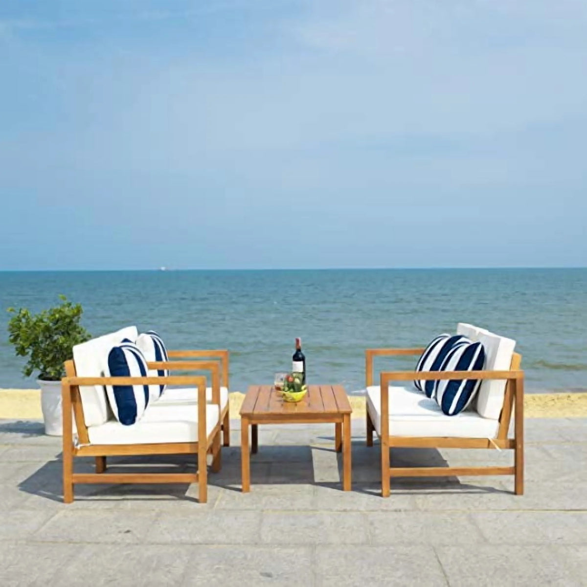 Safavieh Montez 4 Piece Outdoor Set with Accent Pillows