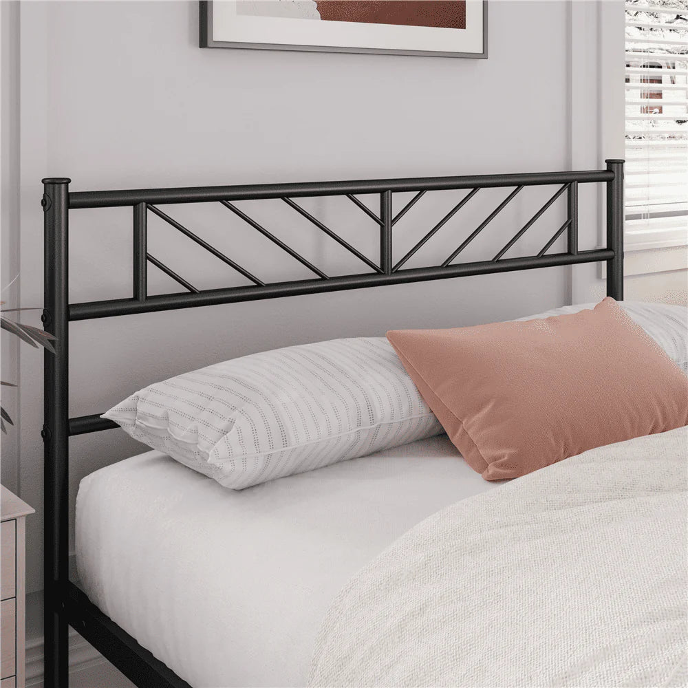 Easyfashion Justice Metal Platform Bed with Arrow Design, Queen Size, Black