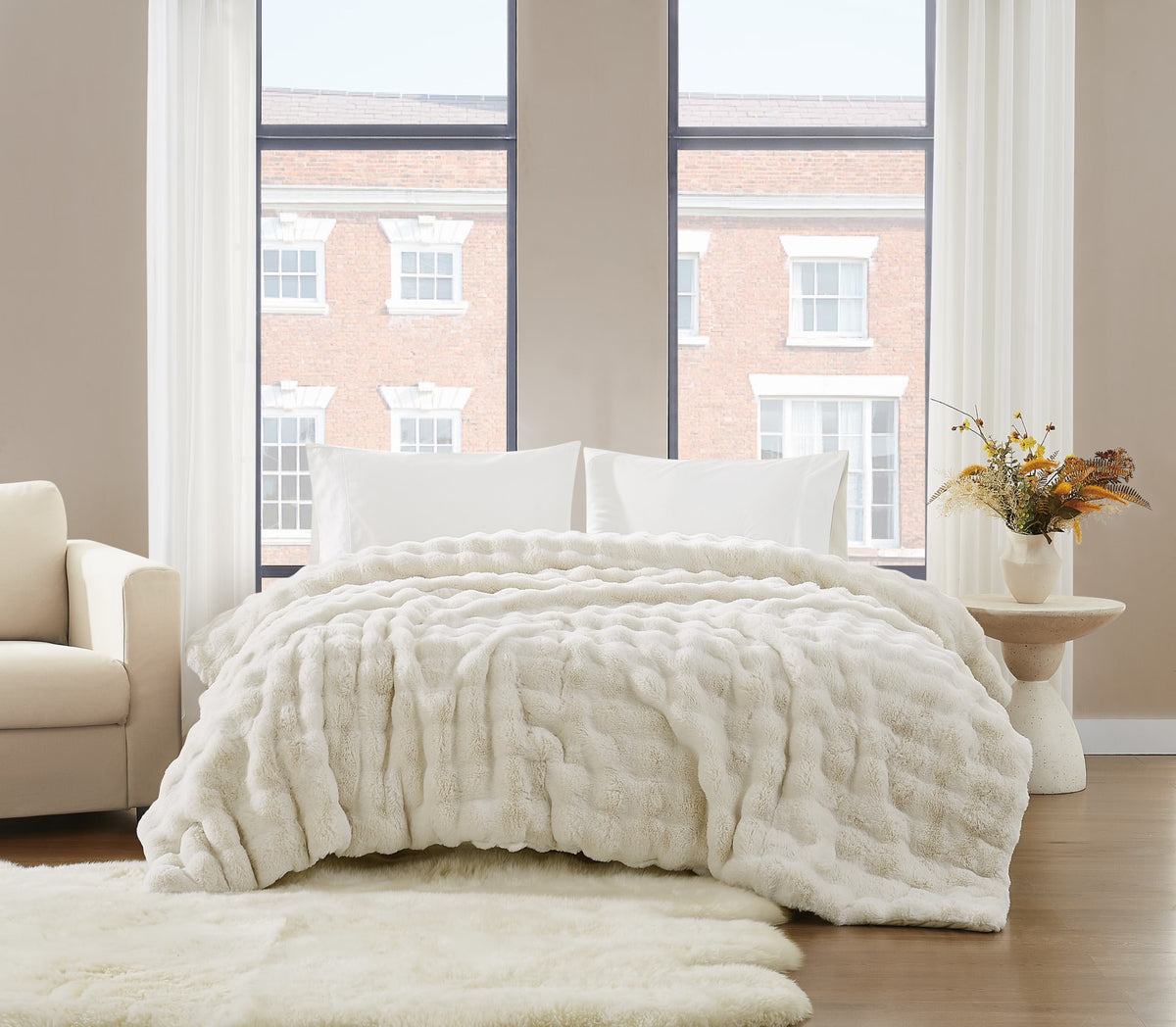 Brooklyn Loom Bubble Faux Fur 100% Microfiber Polyester  Twin XL Blanket in Green, All Season, Adult Size, OEKO-TEX Certified