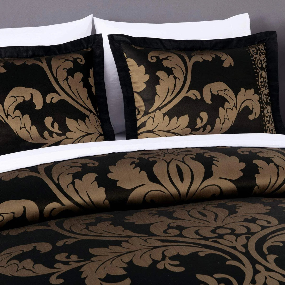 Chezmoi Collection Valor 7-Piece Bed in a Bag California King, Black/Gold Luxury Jacquard Floral Comforter with Sheets Set for All Season