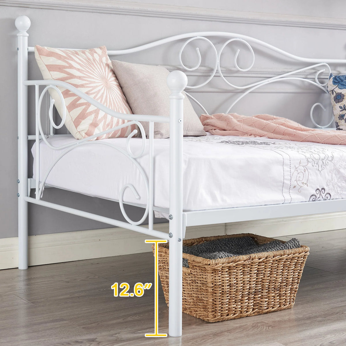 VECELO Twin Metal Daybed Frame with Trundle, Mattress Foundation Sofa Bed Platfrom with Headboard, No Box Spring Needed, White